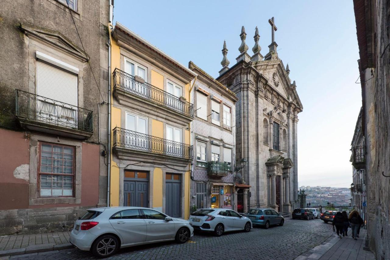 Lovelystay - Porto Peaceful Living W/ Backyard Bagian luar foto
